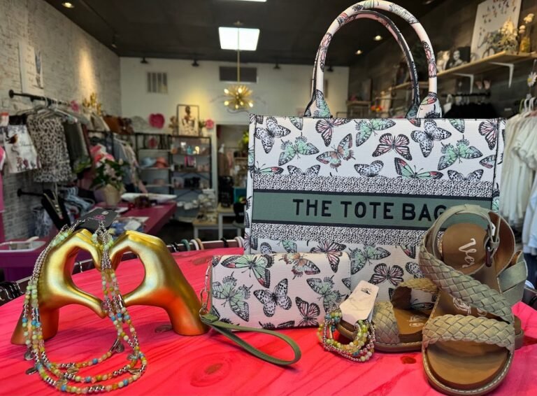 17169 the naked elephant boutique 768x566