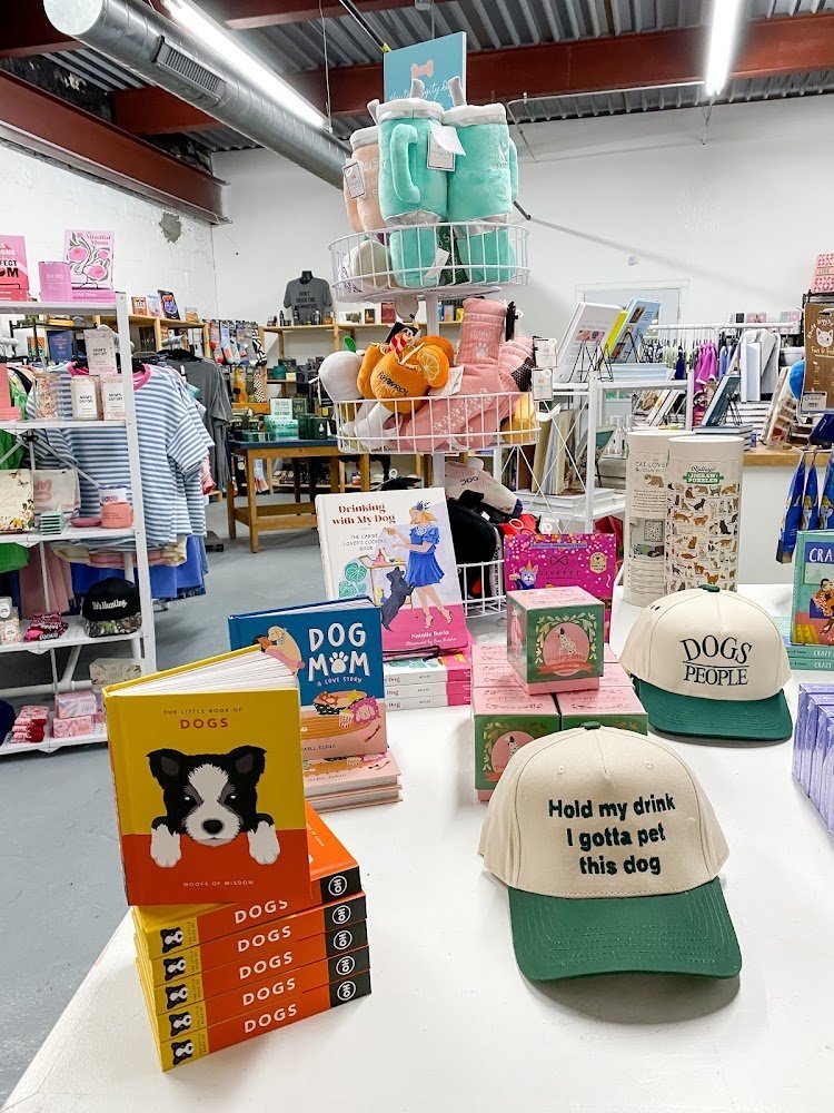 17190 lylas clothing gifts