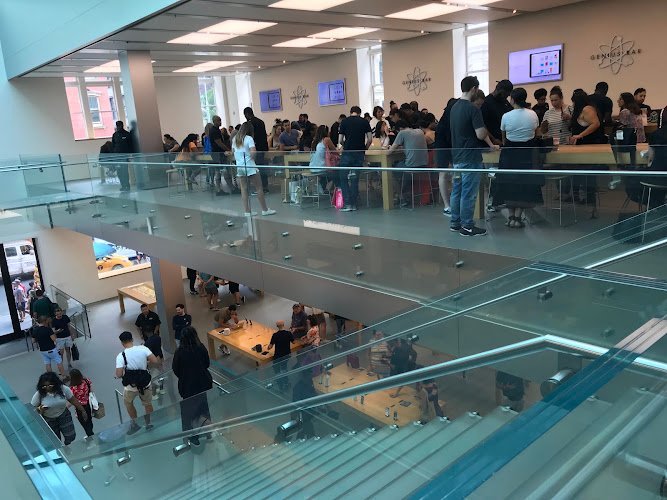 17343 apple soho 1