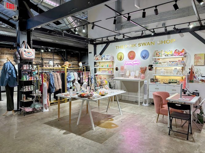 17806 the pink swan shop 3