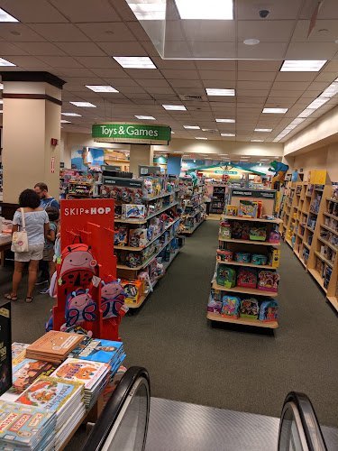 19420 barnes noble 1