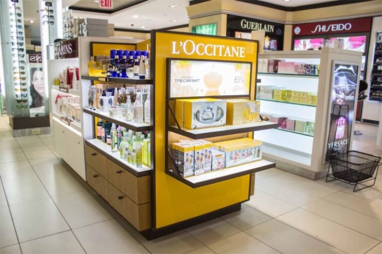 20509 diplomatic duty free shops of new york 3 768x512