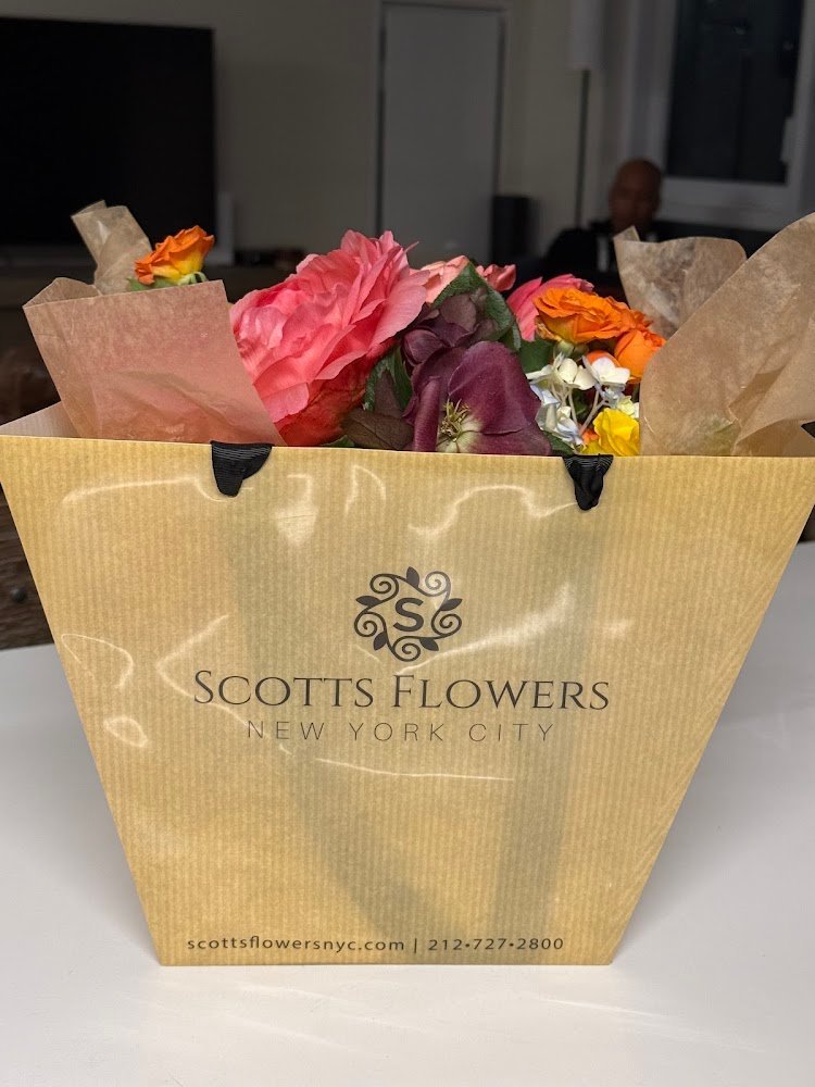 20626 scotts flowers nyc 1