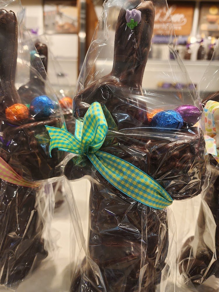 20723 li lac chocolates grand central market