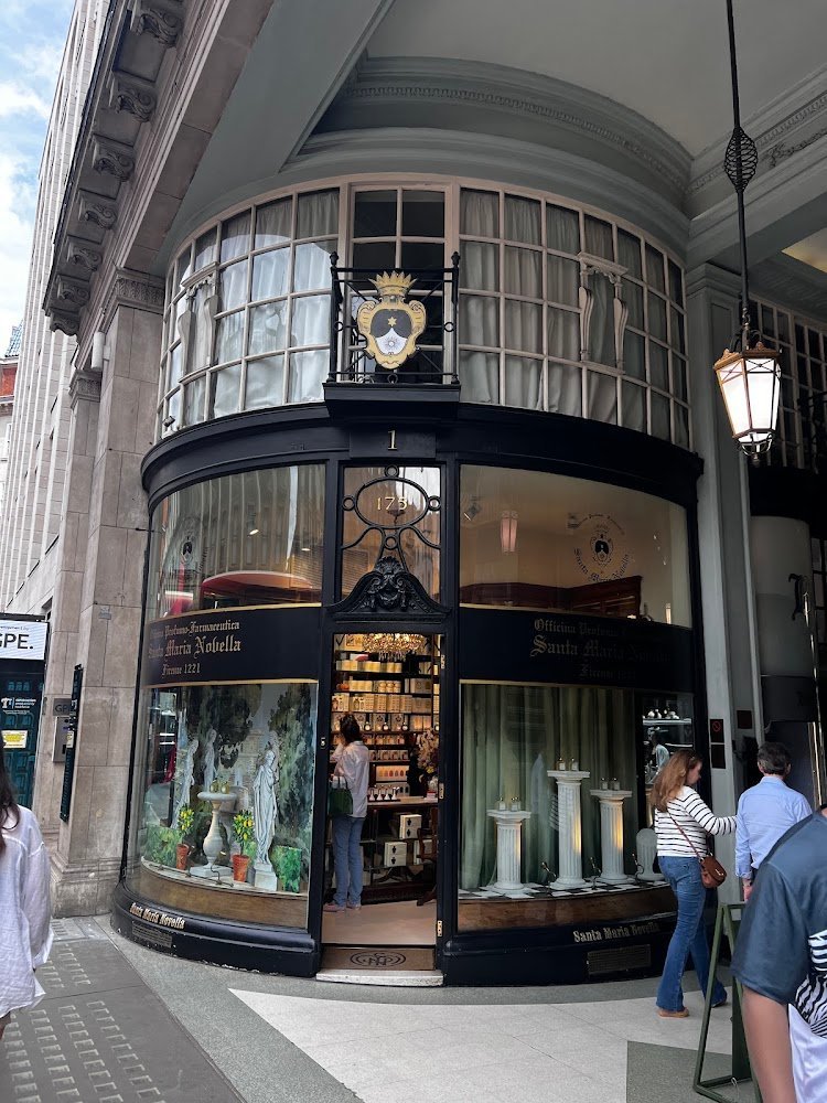 20974 officina profumo farmaceutica di santa maria novella 8211 piccadilly arcade