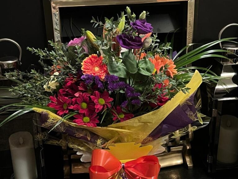 21142 niche flowers 1 768x576