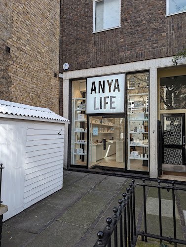 21792 anya life 1