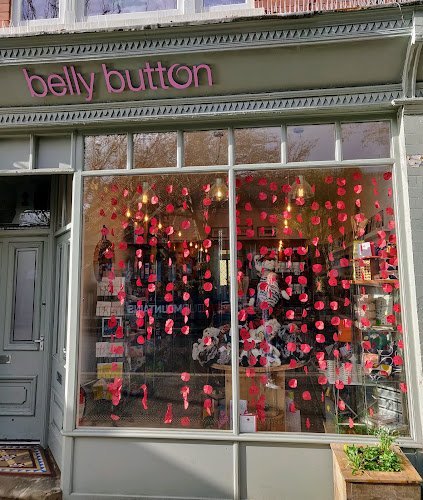 21895 belly button designs 1