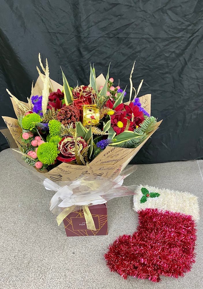21943 daisy chain florist salford