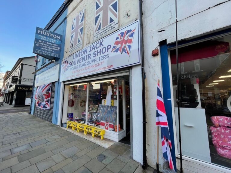 22284 the union jack shop 1 768x576