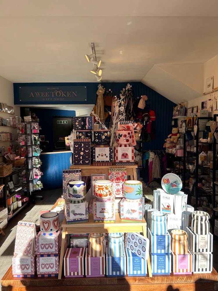 22320 a wee token gift shop
