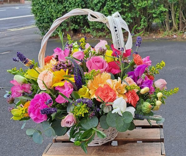 22380 flowers of elegance belfast 1