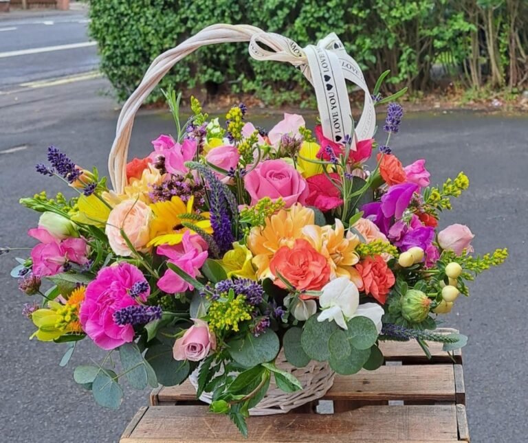 22380 flowers of elegance belfast 768x645