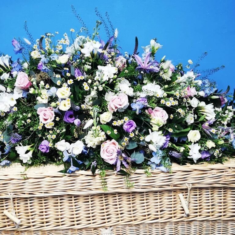 22750 heavens scent floral design 768x768